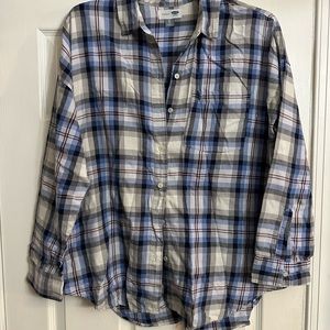 Women’s Old Navy plaid shirt. Size xl tg. Blue plaid.